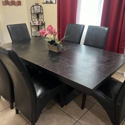 Dinning Table With Chairs 