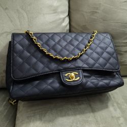 Chanel Classic Jumbo Double Flap Bag

