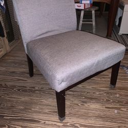 Accent Chair 