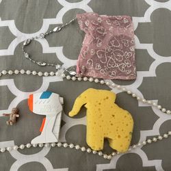Lot Of (5) Tchotchkes 