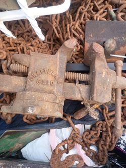 Craftsman vise