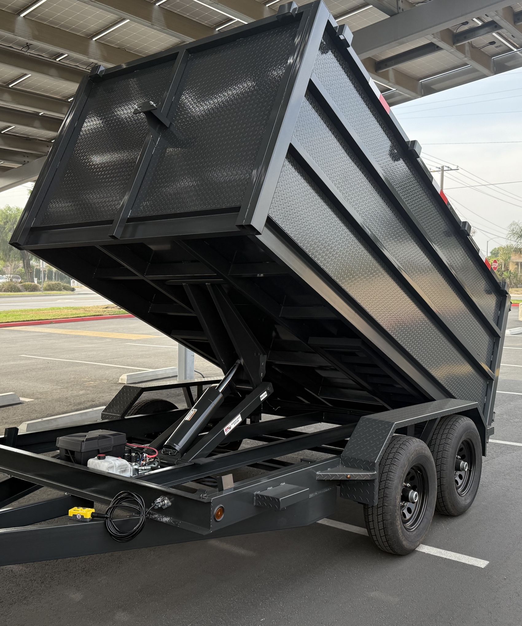 New 8x4x12 Scissor Lift Hydraulic Dump Trailer with Ramps