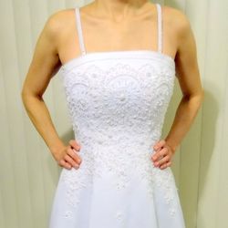 Melody Bridal Collection Wedding Dress & Veil, size 6