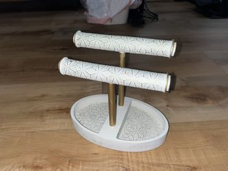 Jewelry Stand