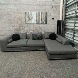 Gray Modern Sectional (Delivery)