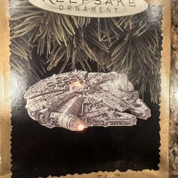 Star Wars Millennium Falcon Lightup Hallmark Ornament New 1996