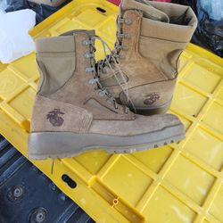 Military Boots Size 9