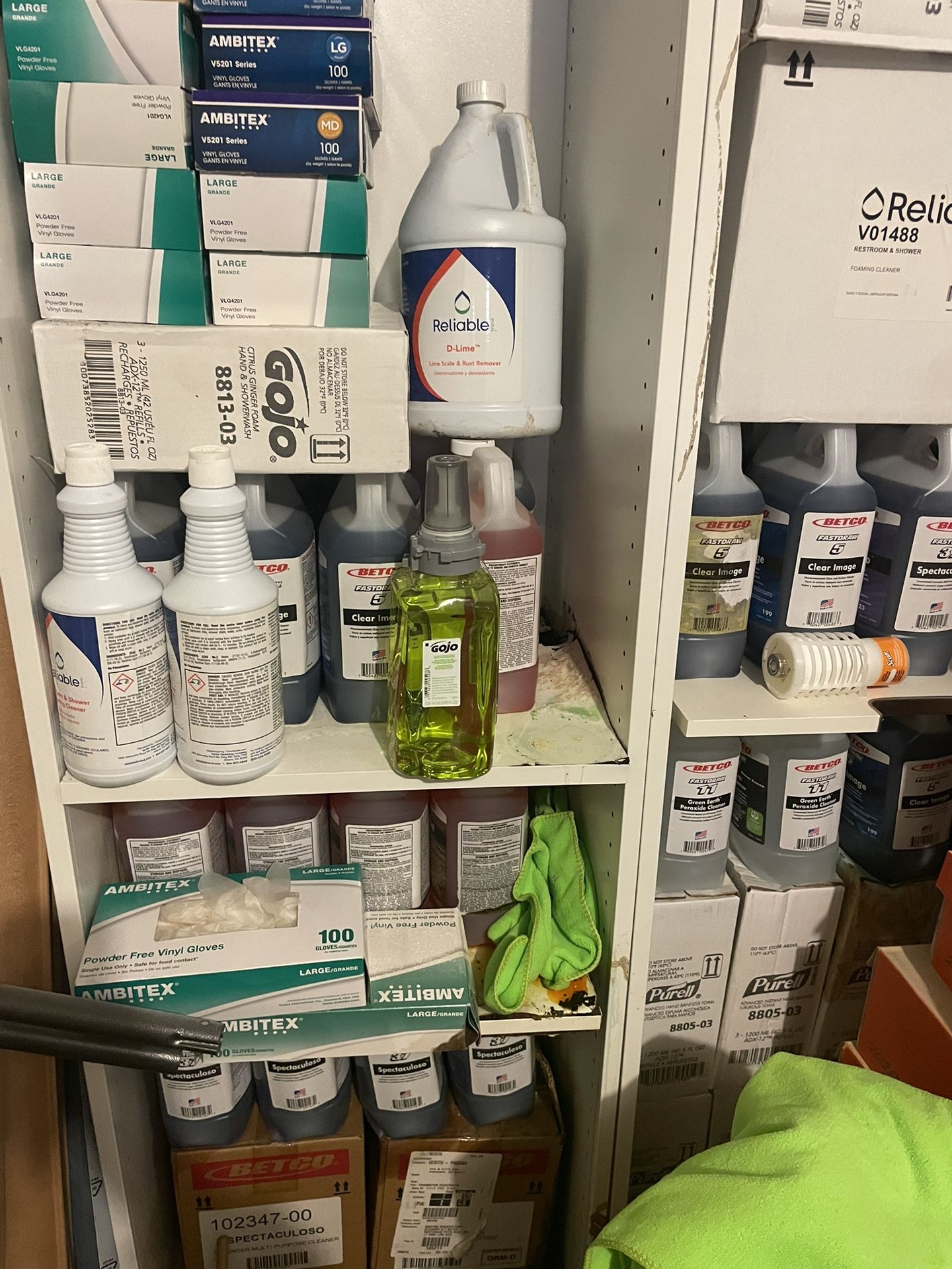 Restaurant Commercial Cleaning Supplies