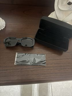 Versace Glasses Open Box