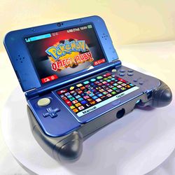 Nintendo New 3DS XL Blue Model | Plug & Play | Accessories & Content