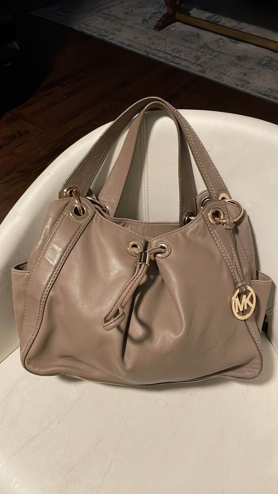 Michael Kors Hobo Bag
