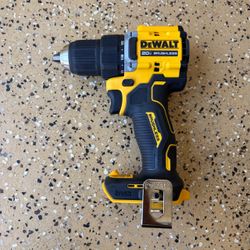 DEWALT ATOMIC 20-Volt MAX Brushless Cordless 1/2 in. Drill Driver (Tool-Only)