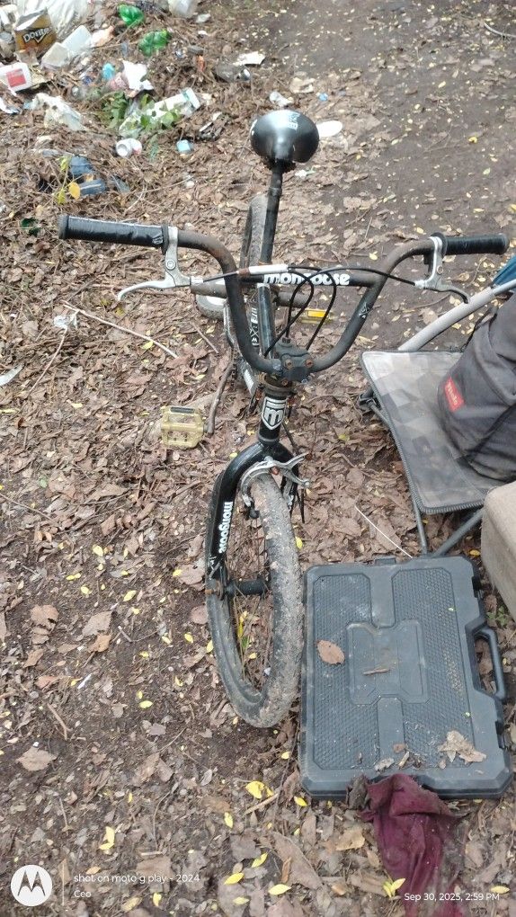 Mongoose 20 inch Bmx