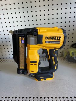 DeWalt 20V Brushless 23-Gauge Pin Nailer
