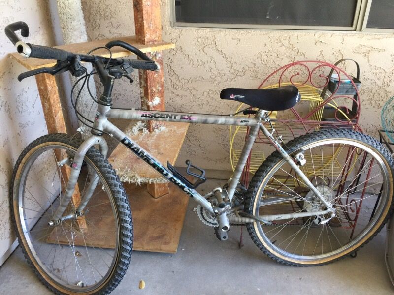 Vintage Diamondback Ascent EX (Chomoly) Mountain Bike
