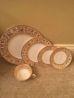 Wedgewood Gold Florentine 