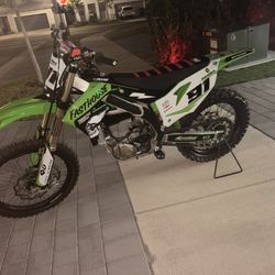 KX 450