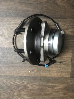 99-06 Silverado front hub assembly