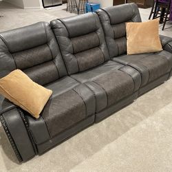 Recliner Couch 