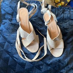 Suede Cream / Tan Wedge Shoes