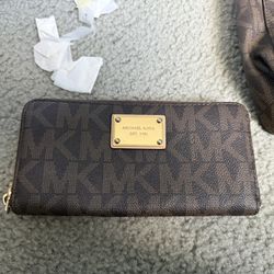 michael kors wallet 