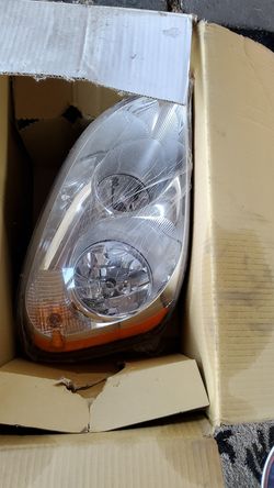 Freightliner cascadia passenger headlight