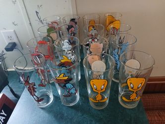 Vintage Looney Tunes Pepsi Glasses