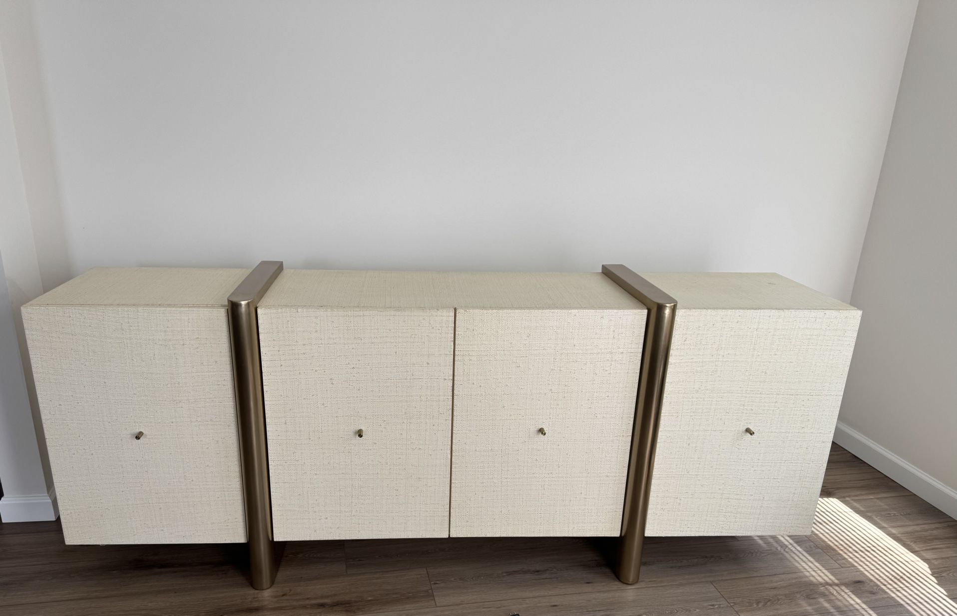 Sideboard Table