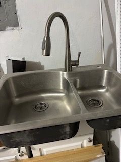 Double kitchen sink