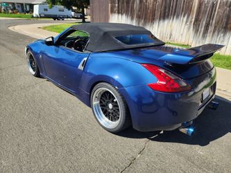 2010 nissan 370z
