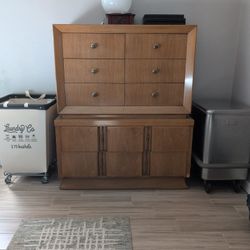 Vintage Dresser (Free)
