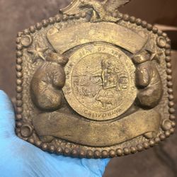 California Boxing Gloves Seal On Brass 