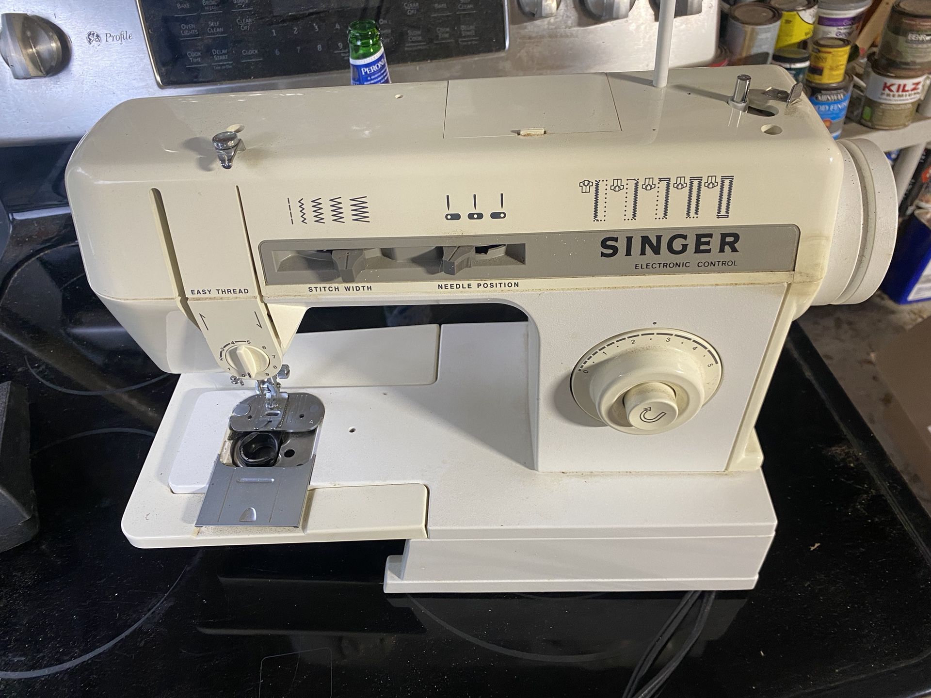 Singer 2502c Sewing Machine