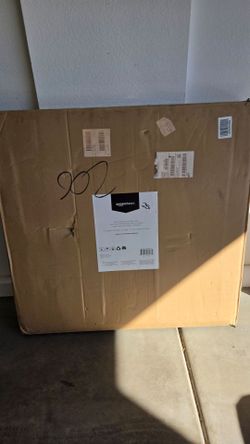 AmazonBasics Platform Bed Frame Twin Black