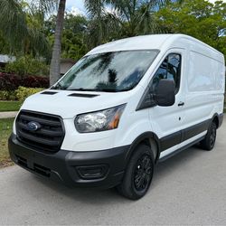 2020 FORD TRANSIT 250 MEDIUM ROOF PERFECT CONDITIONS