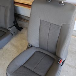 2013 Ford F150 crew cab passenger seat $200