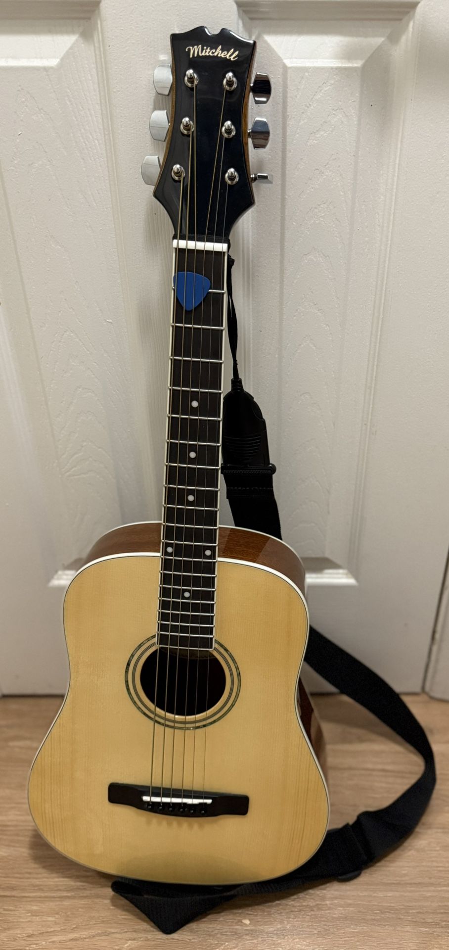 Mitchell Mdj10 Junior Acoustic Guitar