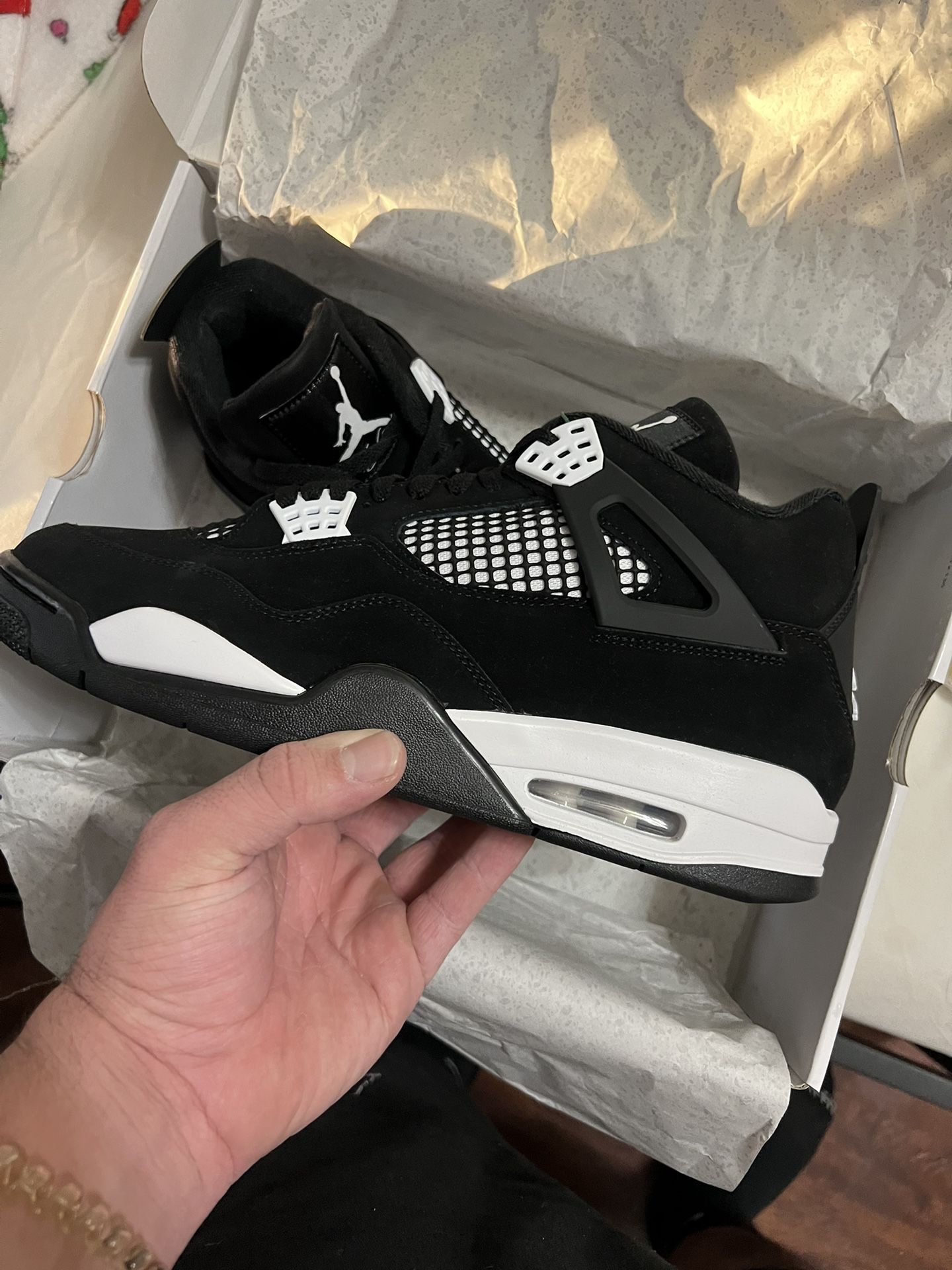 Air Jordan Retro 4 ‘Thunder’