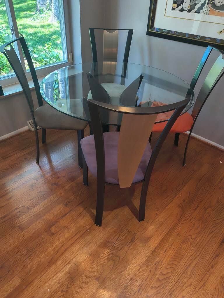 Six Piece Steel Based Edgebrookhouse Style Table Set For Sale 🍽️