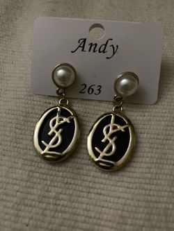 Design Earrings 