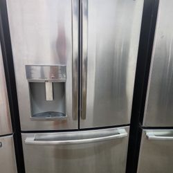 REFRIGERATOR GE STAINLESS STEEL WITH WARRANTY 