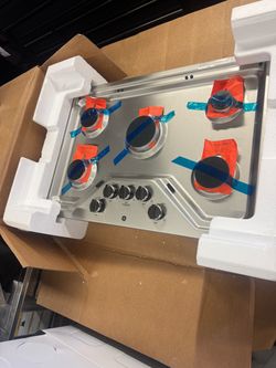 Box complete cooktop gas range GE 30”
