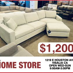 Gray Fabric Sectional With Ottoman 