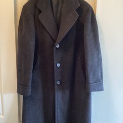 Alpaca & Pure Wool Kamashah Long Men’s Overcoat, large, black, lined, 3 button, 2 exterior pockets, 1 interior pocket, long and heavy 46” overall leng