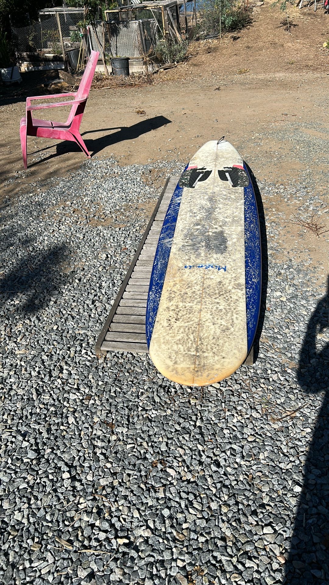 Surfboard 7’ 10”