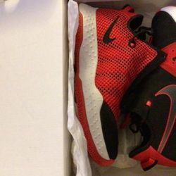 Nike PG 4 Black and Red, Bred