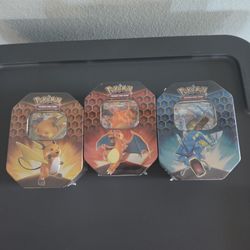 Hidden Fates Tin Set