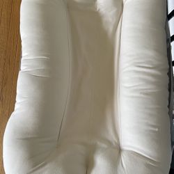 Snuggle Me Organic Lounger and Lounger Cover In Natural Color 