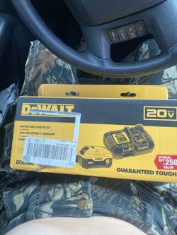 Dewalt Battery And Charger Kit