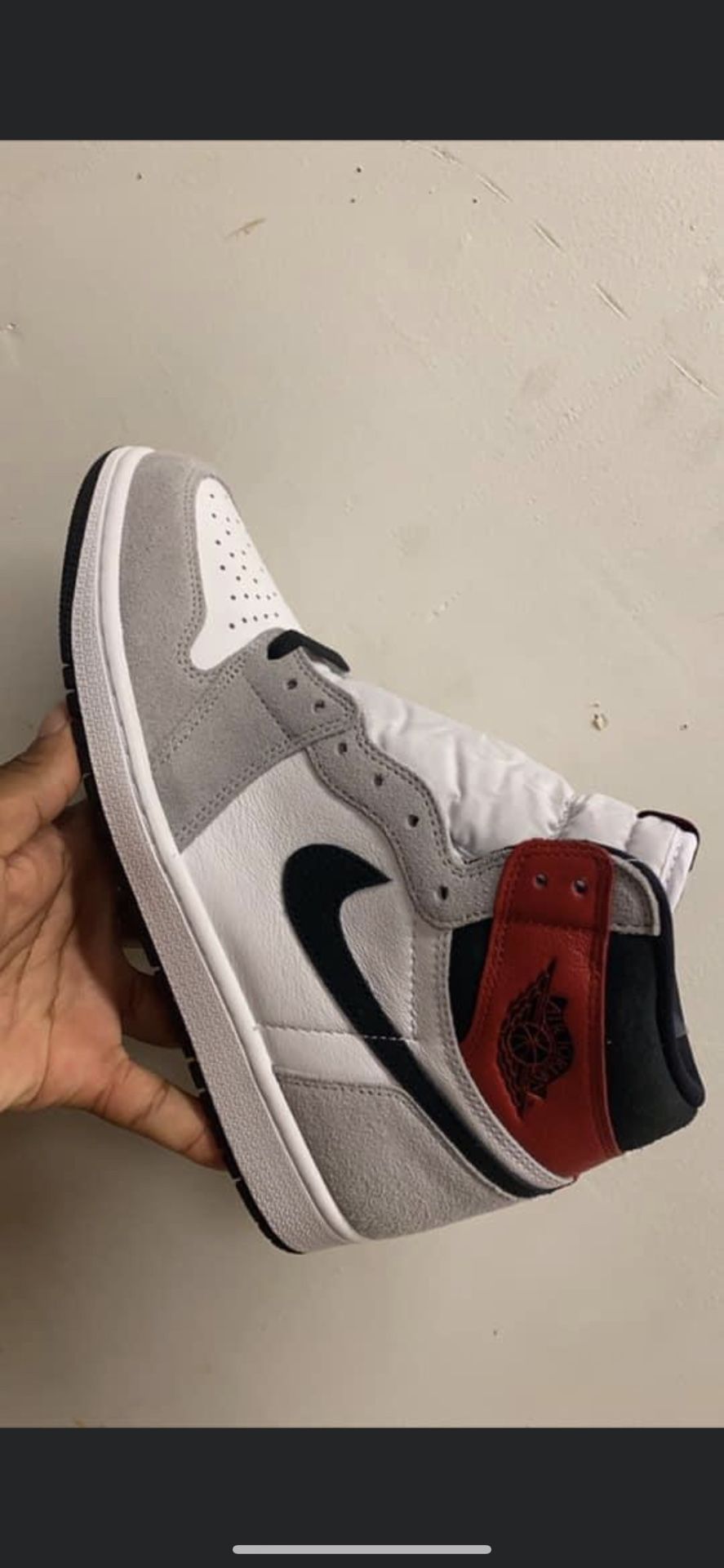 Jordan 1 Light smoke grey